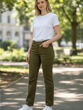 Talbots Green Jean Pants Size 12P Slim Ankle Classic Mid Rise Preppy Casual